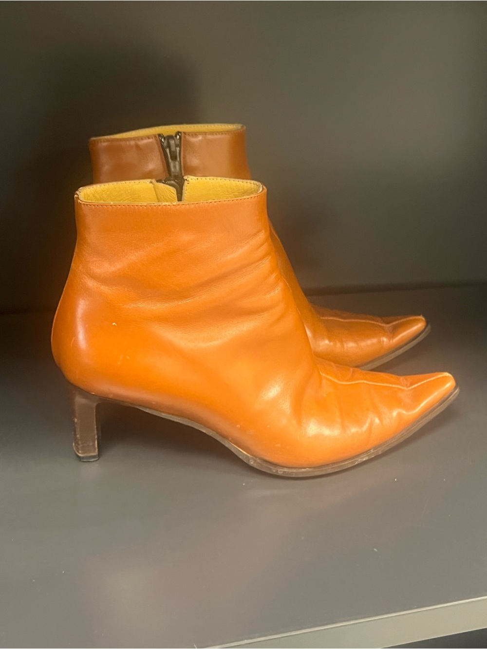 Vtg Y2K Italian Made Elle Zeta Brown Leather Heeled Pointed Toe Ankle Boots